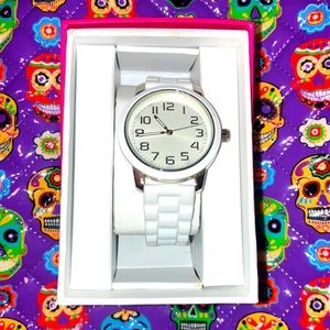 White watch women’s xhilarationbrand new.